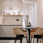 Lineria Luxury Living *